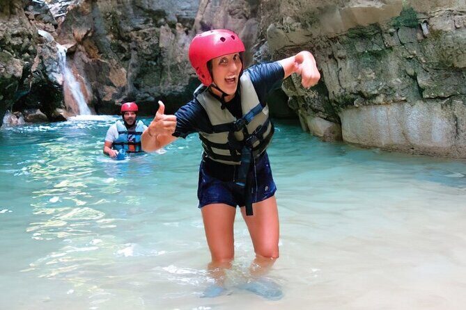 7 Waterfalls of Damajagua Tour Puerto Plata - Crowds and the reality of “private”