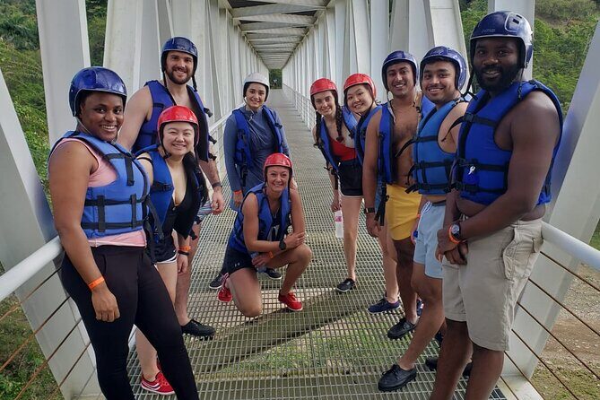 Adventure in the Damajagua Falls - Lunch at the meeting point: a practical finish after getting soaked