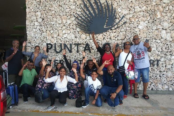 Airport (PUJ) Private transfers, Transportation Punta Cana Hotels - VIP Pickup in Real Life: Where You Meet the Driver