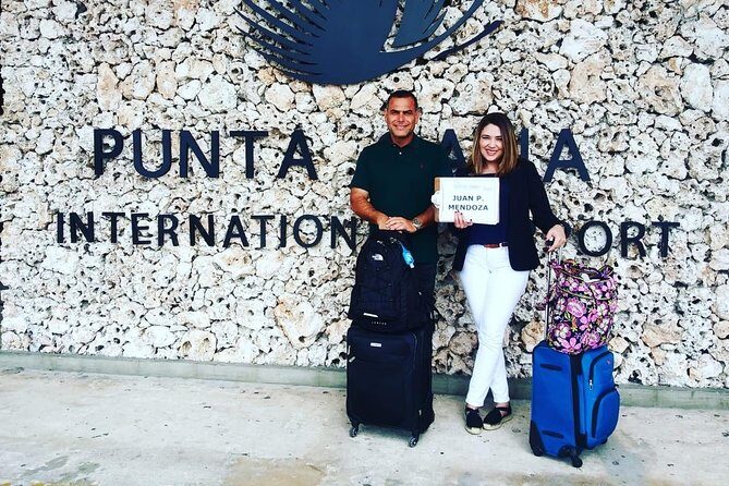 Airport (PUJ) Private transfers, Transportation Punta Cana Hotels - The Ride Itself: Air-Conditioned Comfort and Helpful Drivers