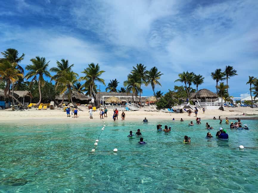 Catalina Island Comfort: Snorkeling & Catamaran Experience - Bayahibe to Catalina: the Chavón River movie scenery stop