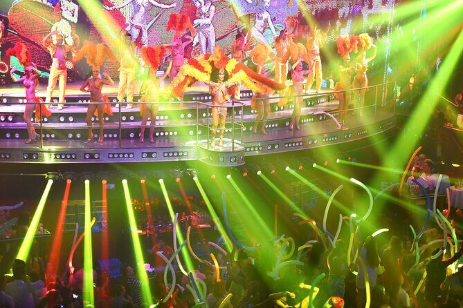 Coco Bongo Premium Open Bar - Snacks Included: Why That Small Detail Helps a Lot