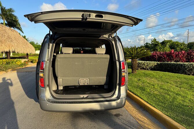 Confortable and privaste transportación from puj Airpot - Comfort and Convenience Details That Actually Matter on Arrival