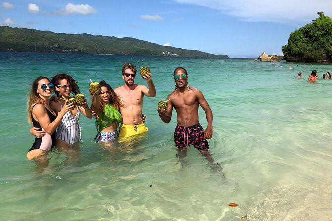 El Limon Waterfall and Bacardi Island Tour from Punta Cana with Lunch Included - Guide energy and the tipping reality