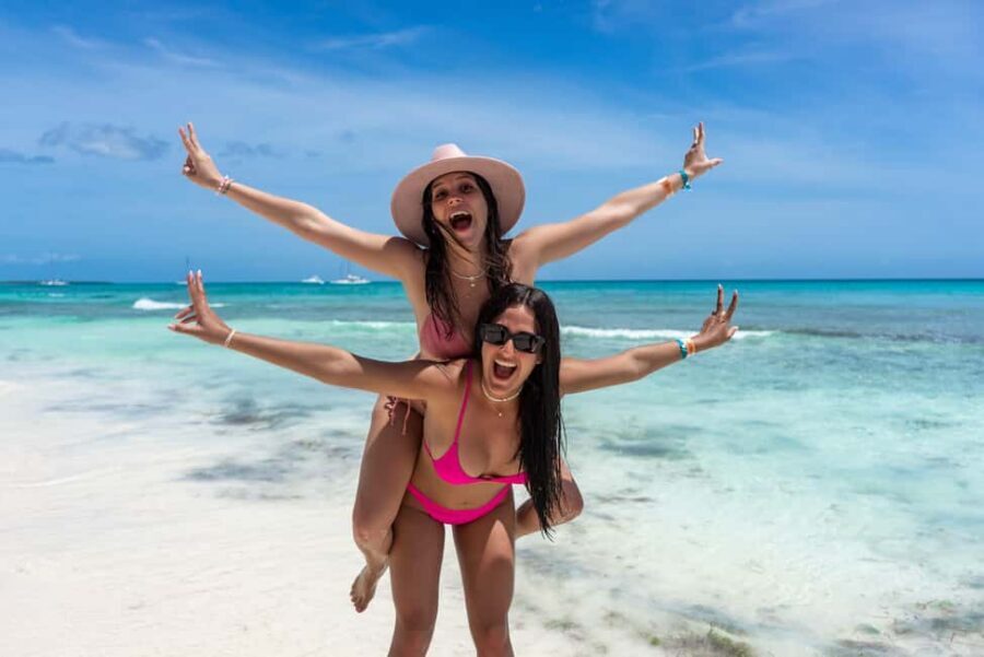 From Punta Cana: Catamaran Tour to Saona Island with Open Bar and Buffet - Saona Island arrival: 3 hours to mix beaches and photos