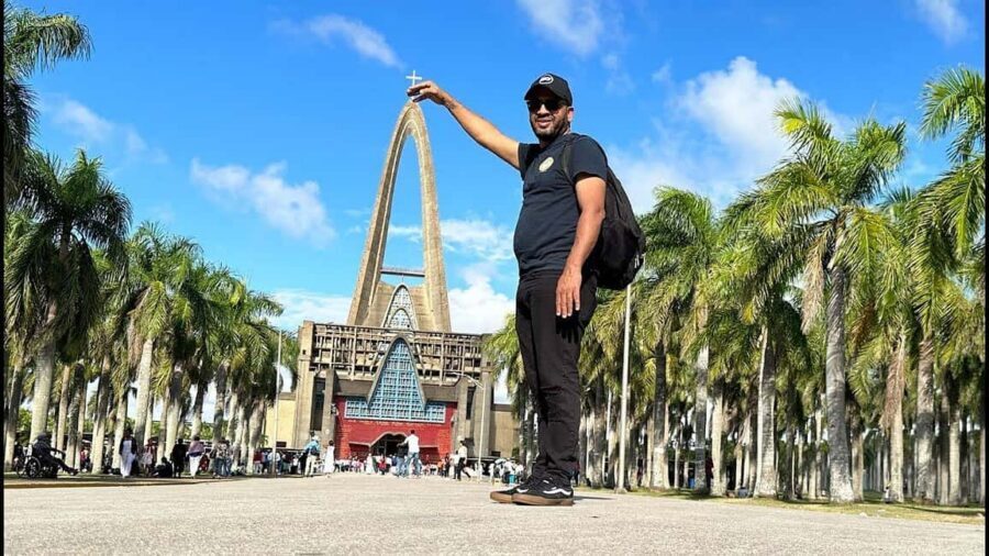 From Punta Cana: Higuey Expedition Cultural & Historic Tour - Traditional Dominican houses and lunch: where the day turns human