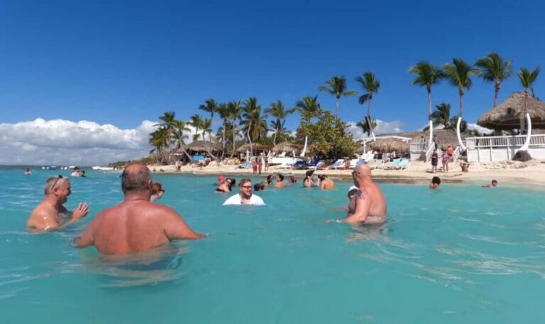 From Punta Cana or Bayahibe: Catalina Island with Snorkeling - Getting from Bávaro or Los Melones to Catalina: the real timing