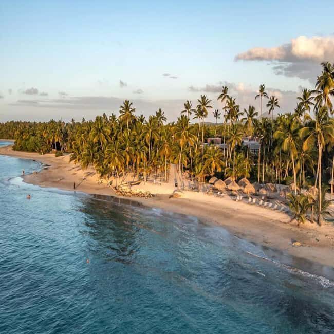 From Punta Cana: Redonda Mountain & Emerald Coast Tour - Playa Esmeralda time: what you’re buying after the mountain