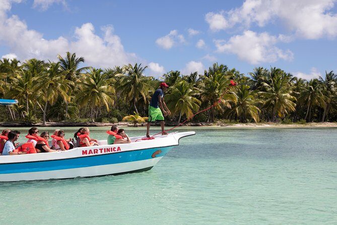 From Punta Cana: Saona Island & Altos de Chavon Day Trip with Lunch and Open Bar - Key Things You’ll Actually Notice