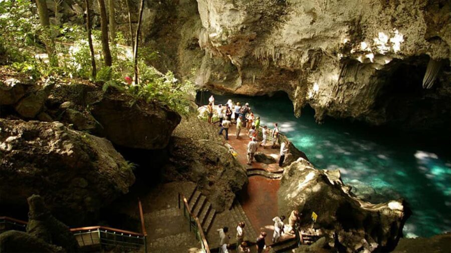 From Santo Domingo: Full day Historical Tour with Lunch - Cuevas de los 3 Ojos: a historical refuge you can actually feel