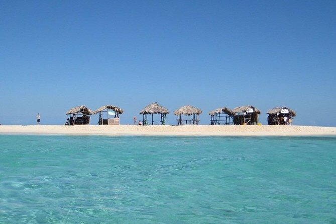Full Day Tour to Paradise Island - Cayo Arena - Cayo Arena time: snorkel, spot fish, and actually rest