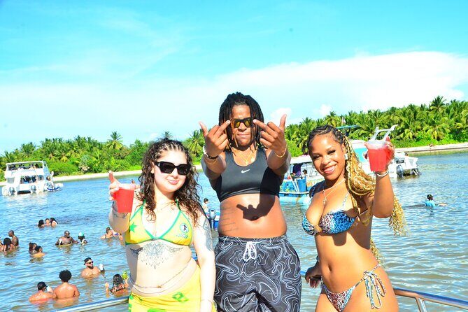 Hip Hop Adult Only Party Boat with Unlimited drinks & Sandba stop - Drinks and snacks: unlimited standard means manage expectations