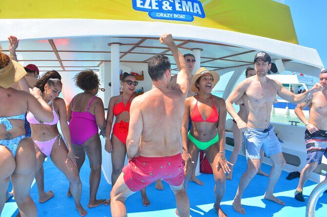 Hip Hop solo para adultos PartyBoat con Bebidas ilimitadas y Bar - Snorkeling Is Included—Just Don’t Over-Plan Around It