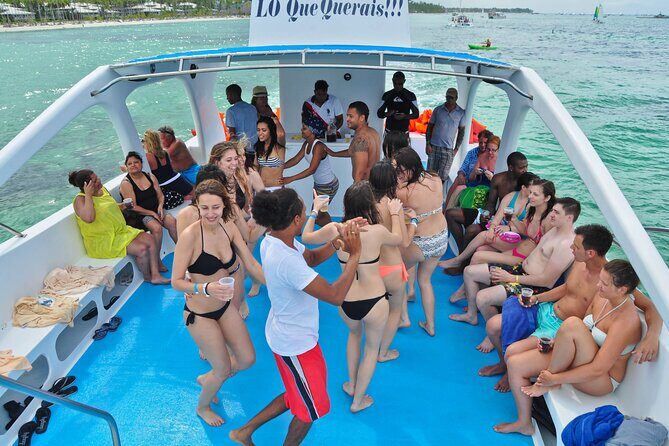 Party boat, Snorkeling, Sand-bar open bar in Bávaro Beach - Price and value: why $54 can be a smart buy