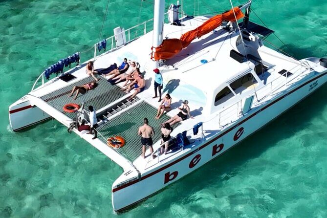 Private Catamaran Cruise to Bahia de las Aguilas - The 3-hour flow: what happens first, second, and why