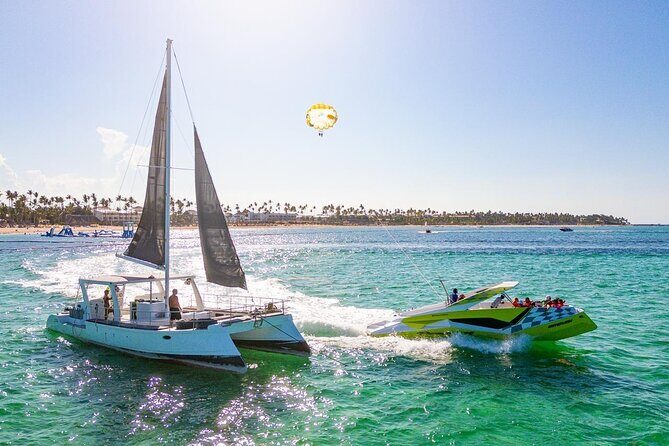 Private Catamaran + Private Parasailing - up to 20 passengers - Key highlights at a glance
