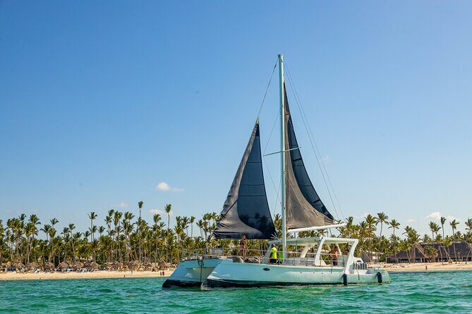 Private Catamaran + Private Parasailing - up to 20 passengers - Group size and privacy: up to 20 passengers, and how that affects the flow