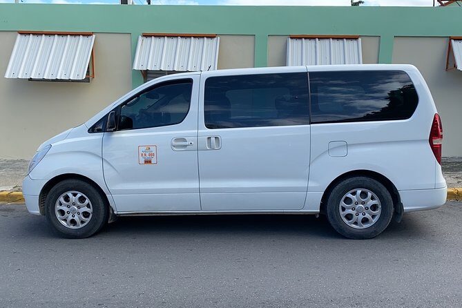 Private Santiago AirPort transportation to Puerto Plata or Sosua ect - Private means private: your group stays together for the whole ride