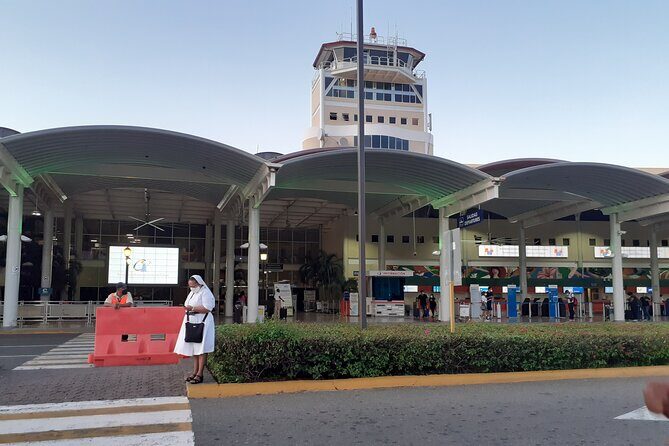 Private Transfer from PUJ airport to Punta Cana hotels - Arrival flow at PUJ: how the handoff usually goes