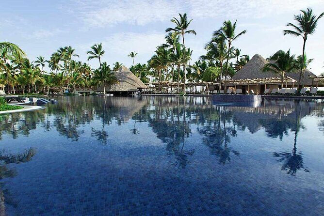 Private Transfer Punta Cana Airport to/from Barcelo Bavaro Palace - Getting from PUJ airport to Barcelo Bavaro Palace