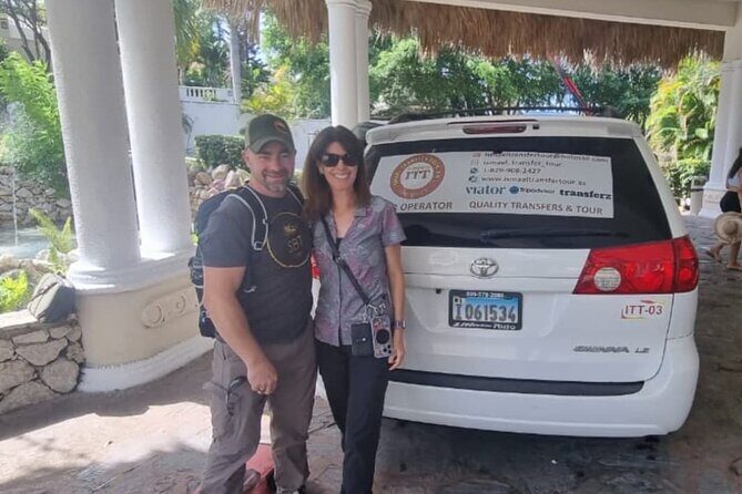 Private transfer Santiago STI Airport to hotels in PuertoPlata - Price and value: $114 per group (up to 6) for a private ride
