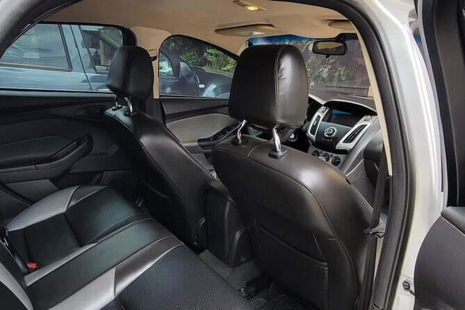 Private Transfer SDQ Airport → Santo Domingo | Safe & On-Time - Price and value for a group of up to two