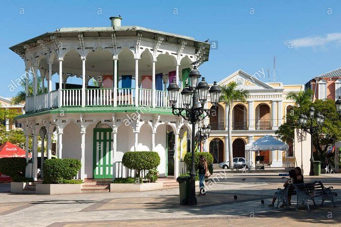 Puerto Plata City Tour - Parque Central Independencia and Catedral San Felipe in One Stretch