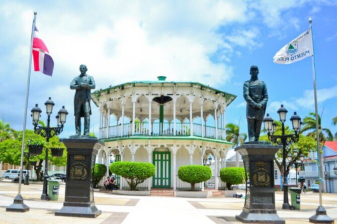 Puerto Plata City Tour - Pachuche by C Brugal Cigars and the Drinks Included