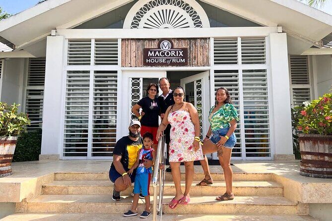 Puerto Plata VIP: The Exclusive E&J City Tour - El Manguito for Local Food: The Culture Hit That’s Not a Tourist Trap