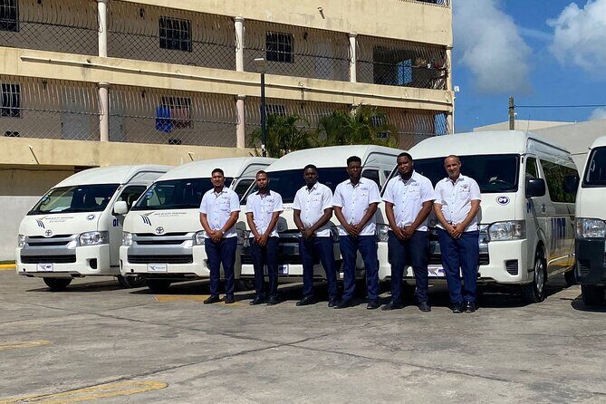 PUJ to La Romana, Casa de Campo & Bayahibe – Round-Trip Transfer - Spotting your driver: the name-sign system that saves time