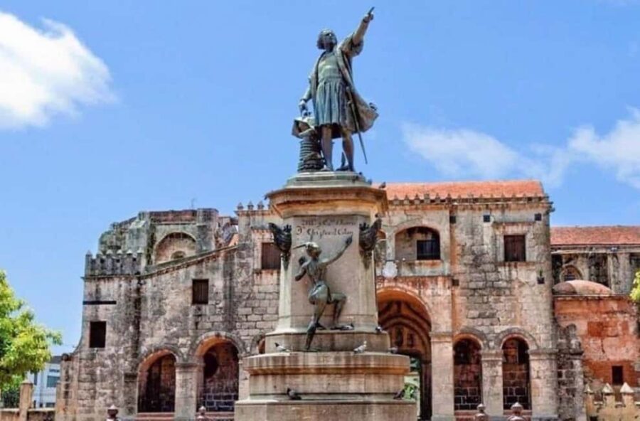 Punta Cana: All Inclusive Santo Domingo Full-Day City Tour - Los Tres Ojos National Park: limestone caves, the stairs, and Taino echoes