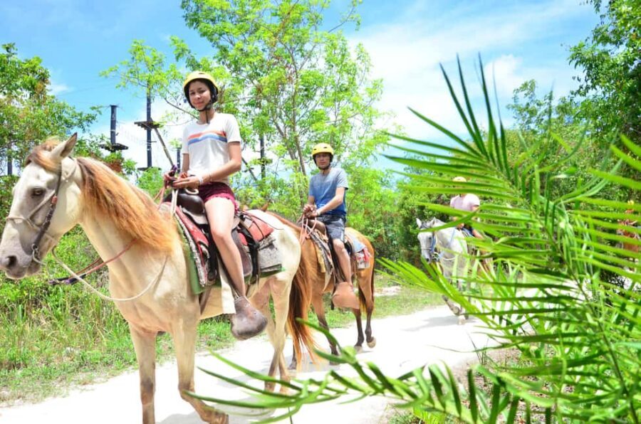 Punta Cana: Bavaro Adventure Park Full-Access Ticket & Lunch - Getting to the park: shared bus timing and the reality of waiting
