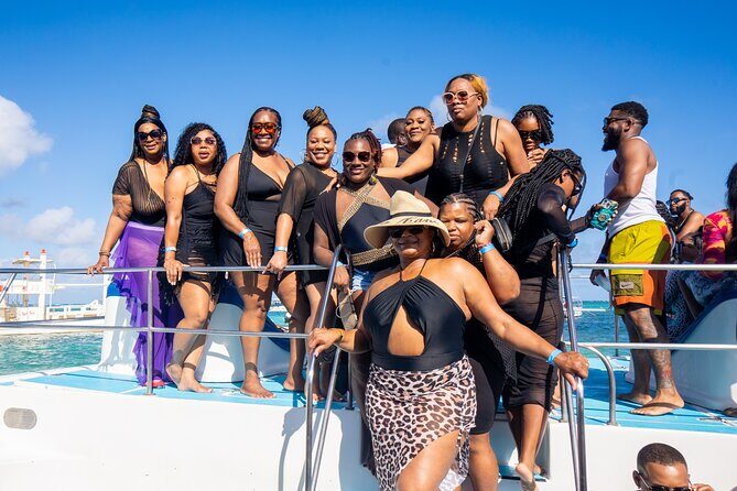 Punta Cana Booze Cruise, Snorkeling, Sand-Bar with Entertainment - Reef snorkeling with a guide: what “guided” really means here