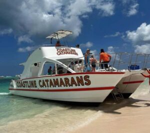 Punta Cana: Booze Cruise with Snorkel and Natural Pool Stop - Pickup to catamaran: the timing that shapes your day