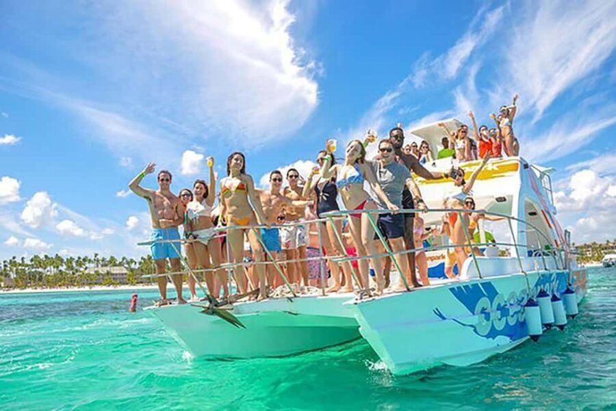Punta Cana: Catamaran Boat Party with Unlimited Drinks - Key Highlights at a Glance