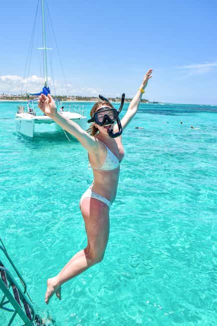 Punta Cana: Catamaran Family Tour - A 3-hour family catamaran on Bávaro’s coast