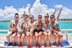 Punta Cana: Catamaran Family Tour - Pickup, timing, and why the half-day format works