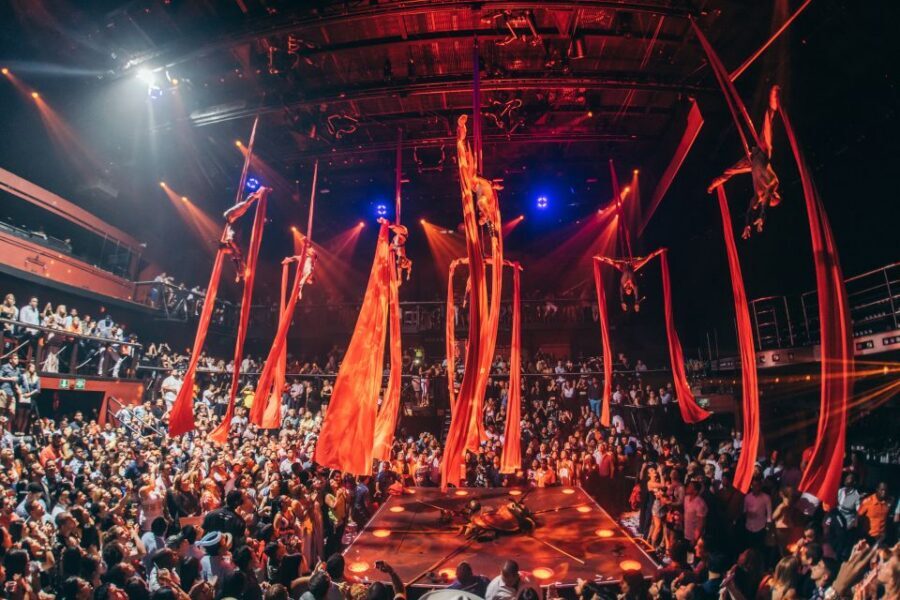 Punta Cana: Coco Bongo Nightclub Experience with Transfer - Standing vs seating: comfort, views, and that crowded-club reality