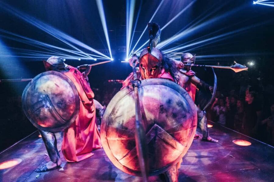 Punta Cana: CocoBongo Entry with Entertainment and Open Bar - Stage spectacle: acrobatics, tribute acts, and the constant “something’s happening”