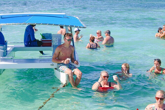 Punta Cana Exclusive Adults-Only Snorkel with Food and Drinks - Open bar reality check: unlimited drinks, but plan for water