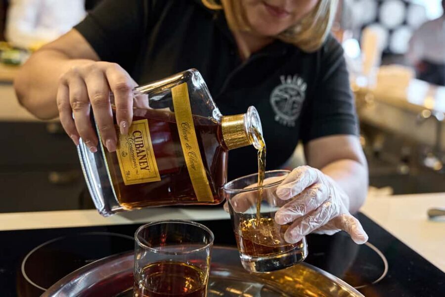 Punta Cana Oliver & Oliver Rum Tasting & Taino Concept Store - The Guided Teaching Style: Ask Early, Sit Close