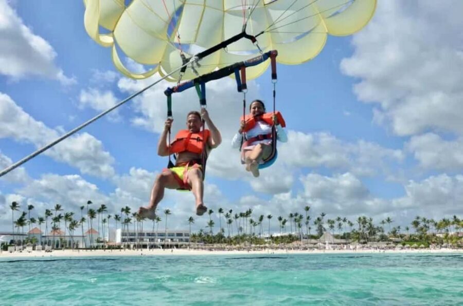 Punta Cana: Parasailing Experience with Round-Trip Transfer - The One-Hour Plan, Plus 10 Minutes in the Sky