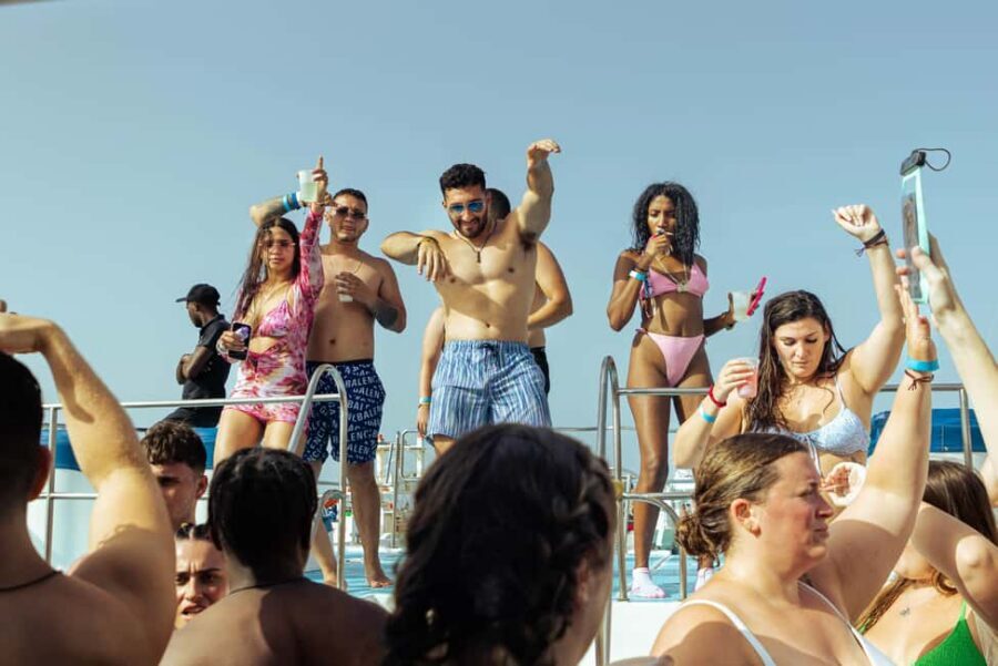 Punta Cana Party Boat (Adults only) - Snorkeling and the natural pool: coral reefs, equipment, and weather reality