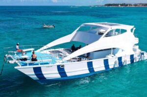 Punta Cana: Party Boat with Snorkeling, Open Bar And Hip Hop - Getting Picked Up: Transport, Timing, and Group Energy