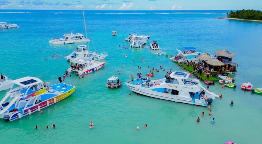 Punta Cana: Party Boat with Snorkeling, Open Bar And Hip Hop - Getting There: Pickup Options and the 10-Minute Reality