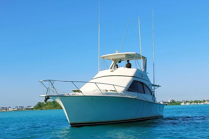 Punta Cana Private Fishing Charter boat Fortuna 42' - Booking Checklist: Questions to Ask Yourself Before You Pay