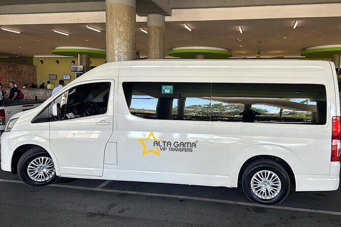 Punta Cana private Minivan Airport Transfers - What this transfer feels like in real life