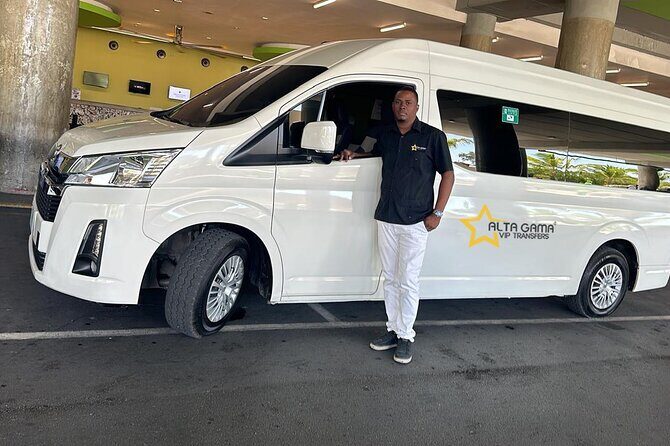 Punta Cana private Minivan Airport Transfers - Families and luggage: child seats and space that matters