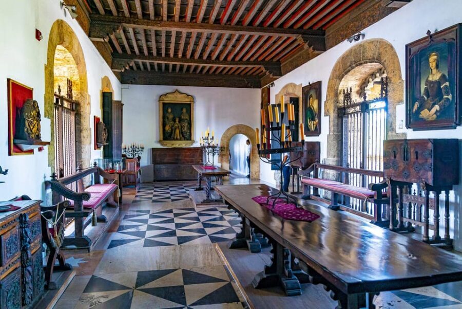 Punta Cana: Santo Domingo Day Trip with Tickets and Lunch - Walking the Colonial Zone and the Ladies street: pace matters here