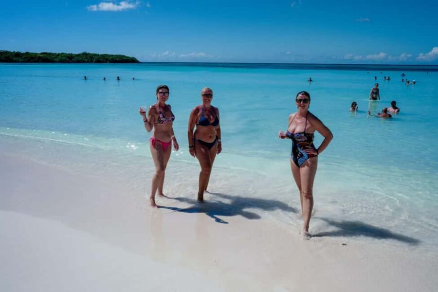 Punta Cana: Saona Island VIP 4 first-class beach and sunset - Key Highlights You’ll Care About